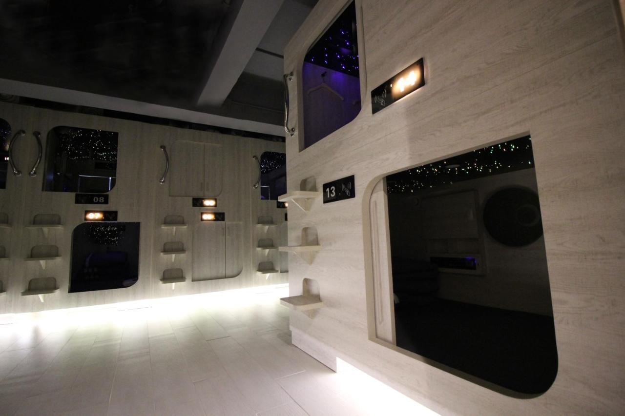 L'Etoile De Mer Mong Kok - Capsule Hotel Kowloon  Exteriör bild